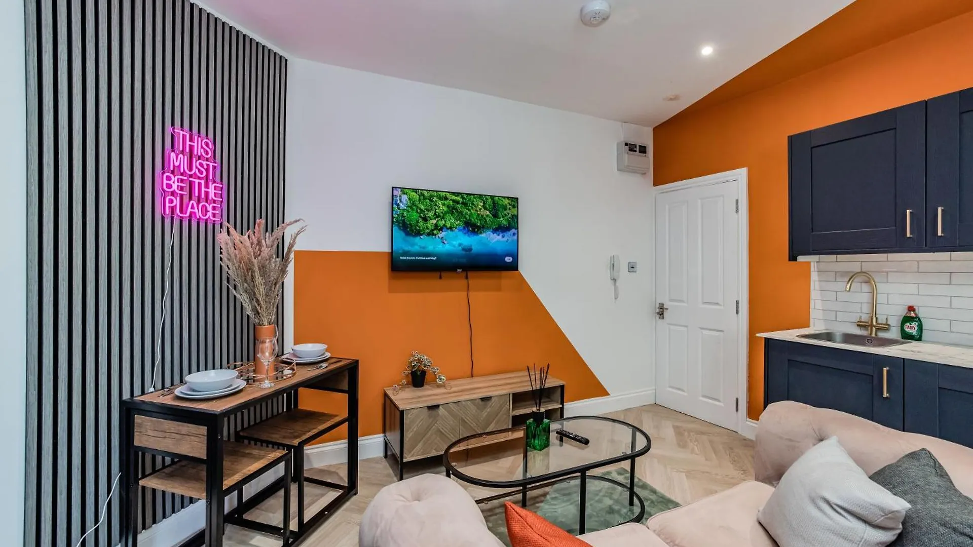 Apartment Super Central Studio Next To Shopping Center & Brighton Beach