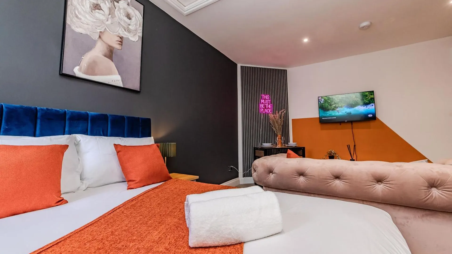 Super Central Studio Next To Shopping Center & Brighton Beach Apartment
