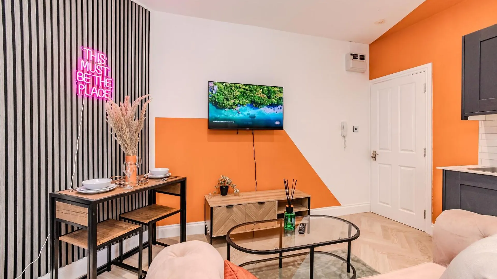 Apartment Super Central Studio Next To Shopping Center & Brighton Beach
